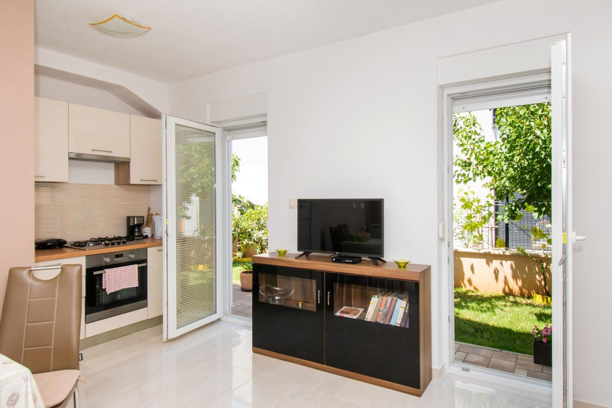 סרימה Apartment Ninic מראה חיצוני תמונה