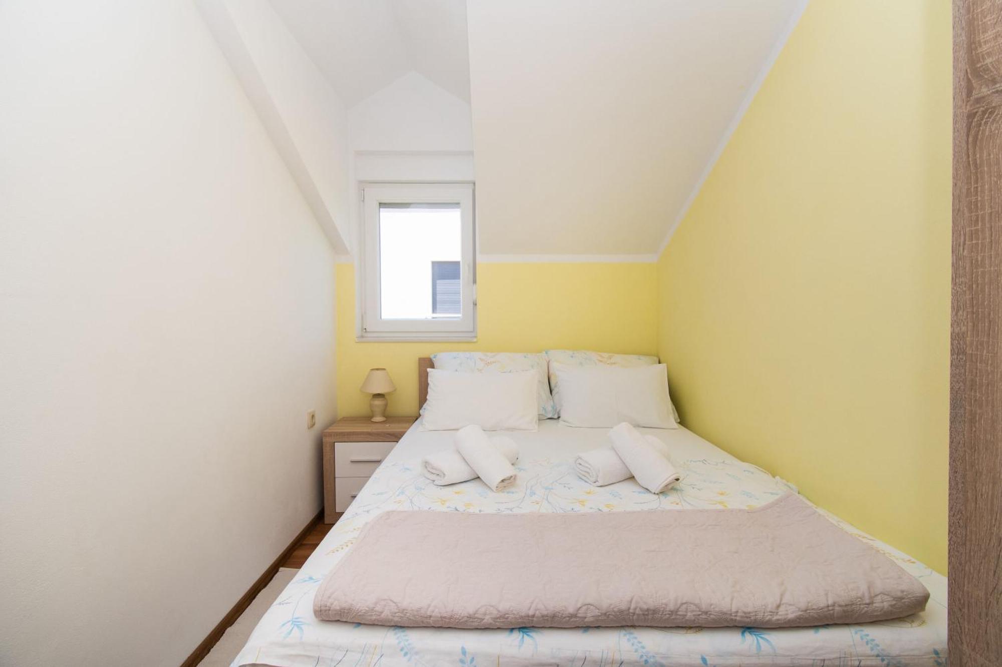 סרימה Apartment Ninic מראה חיצוני תמונה