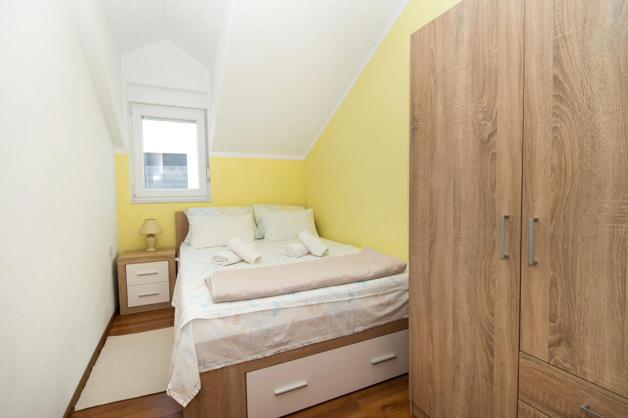 סרימה Apartment Ninic מראה חיצוני תמונה