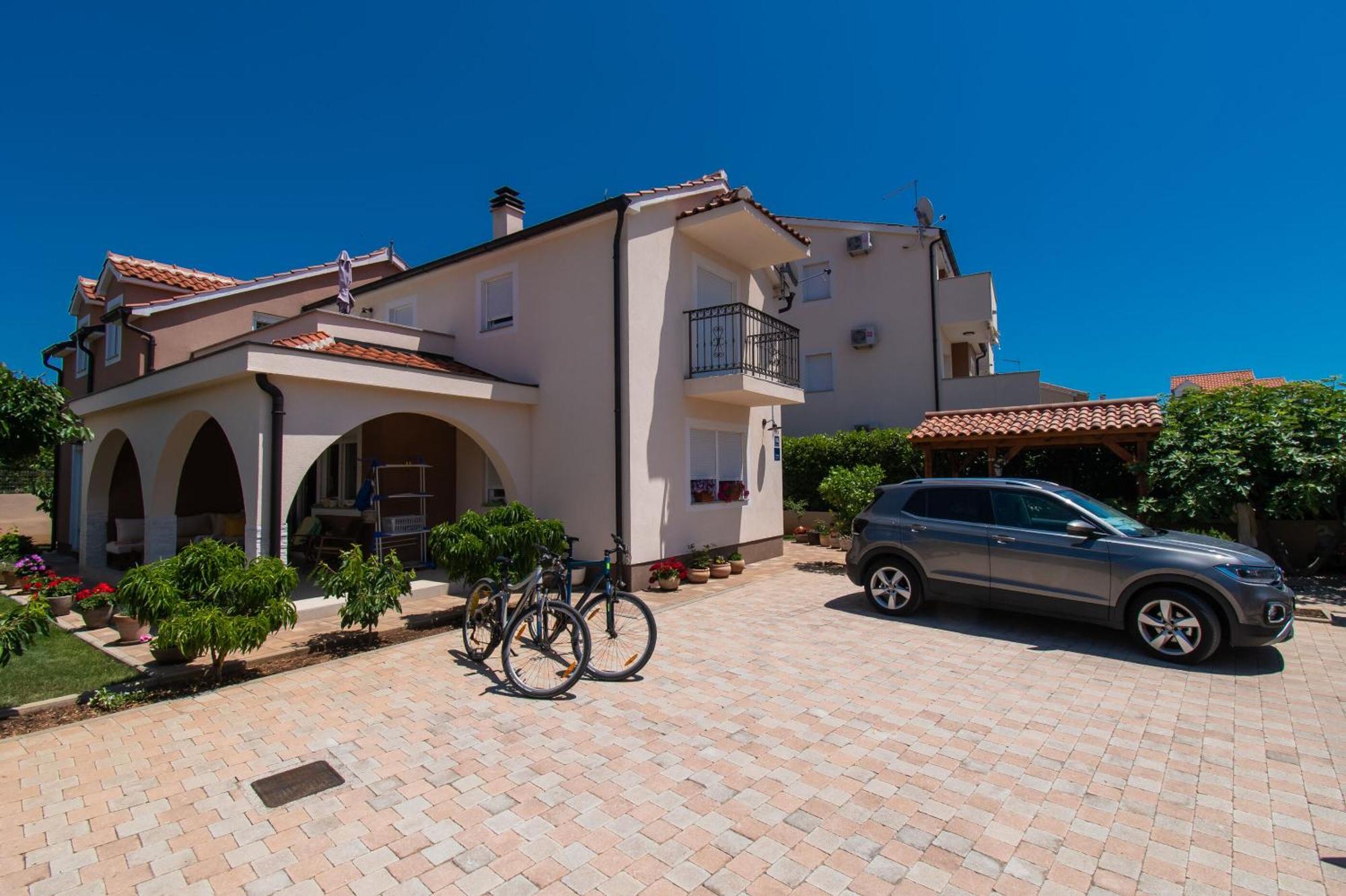 סרימה Apartment Ninic מראה חיצוני תמונה