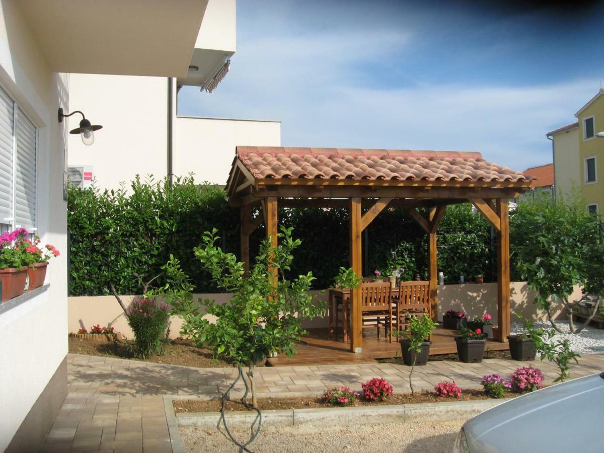 סרימה Apartment Ninic מראה חיצוני תמונה