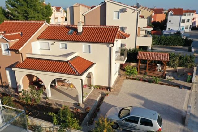 סרימה Apartment Ninic מראה חיצוני תמונה